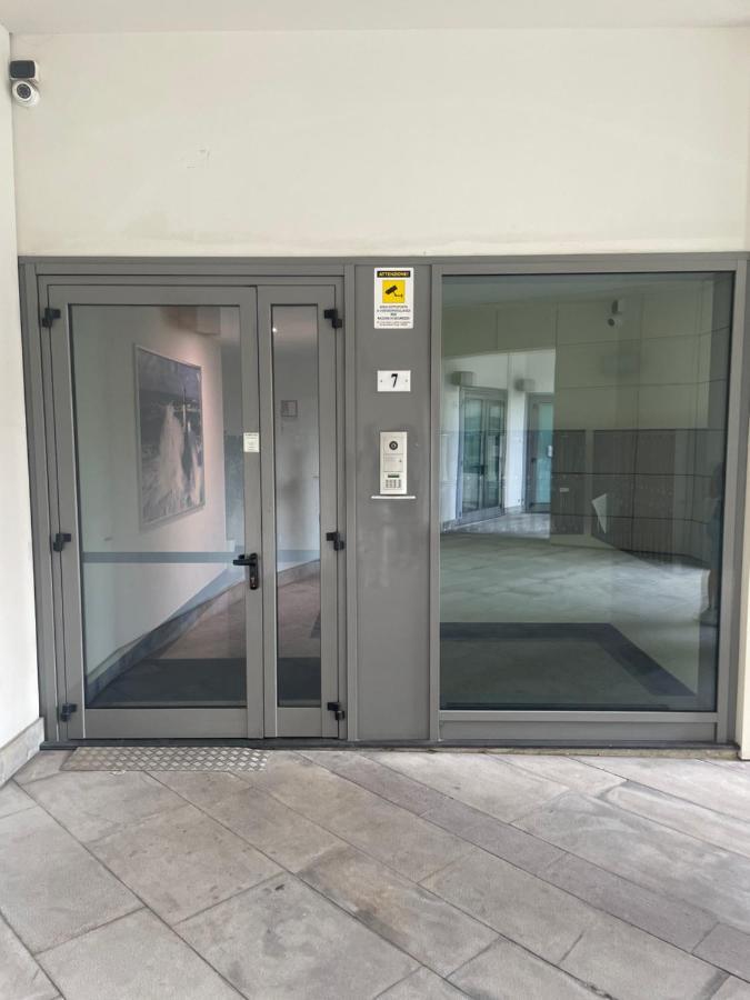 Grande Monolocale Con Parcheggio Interrato Incluso Apartment Genoa Ngoại thất bức ảnh