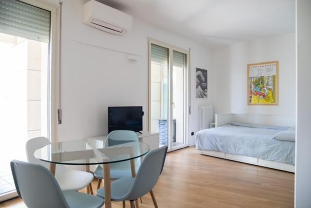 Grande Monolocale Con Parcheggio Interrato Incluso Apartment Genoa Ngoại thất bức ảnh