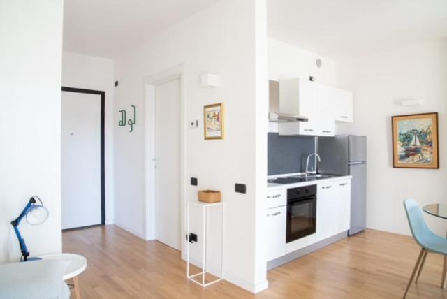 Grande Monolocale Con Parcheggio Interrato Incluso Apartment Genoa Ngoại thất bức ảnh